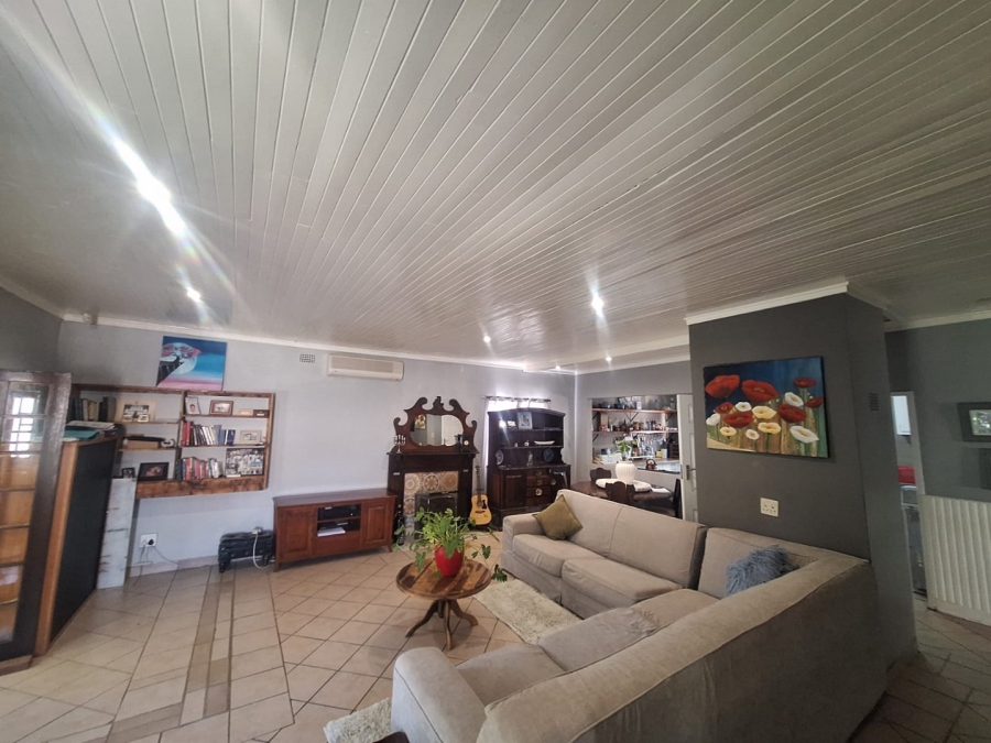 5 Bedroom Property for Sale in Noordhoek Free State